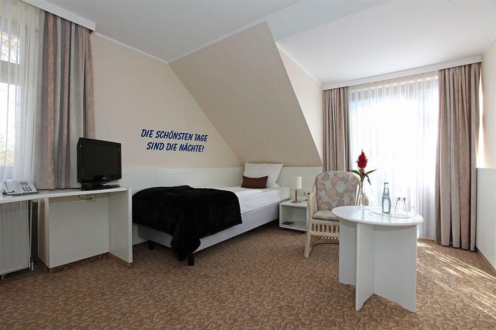 Hotel Am Schloss Ahrensburg Extérieur photo